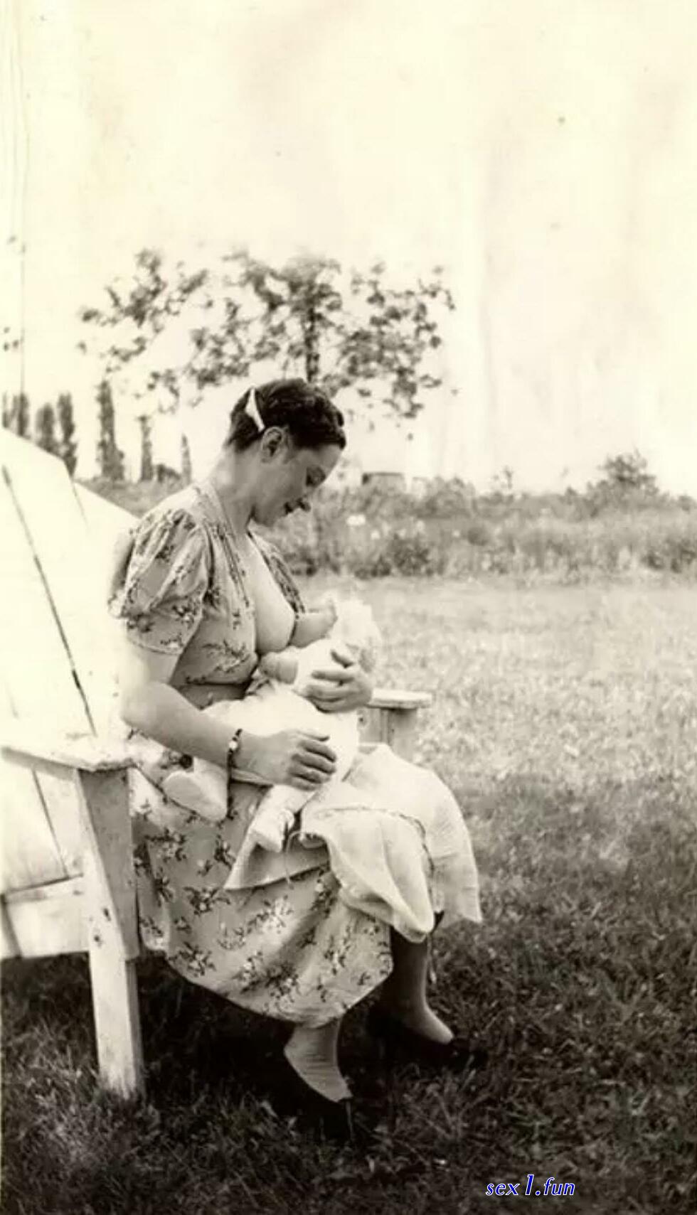 vintage breastfeed xxx