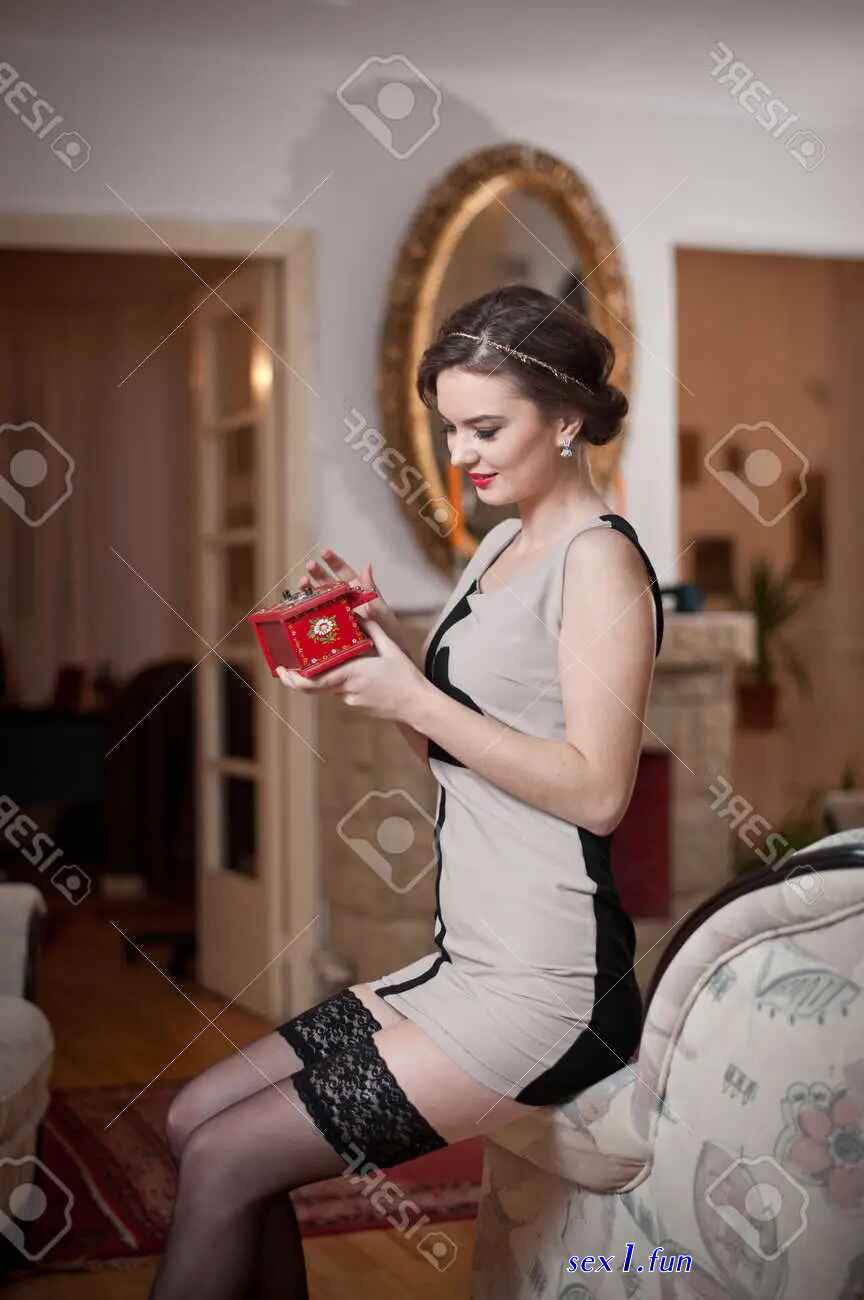 mature wife s wearing stockings