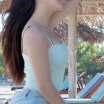 model hot nungging