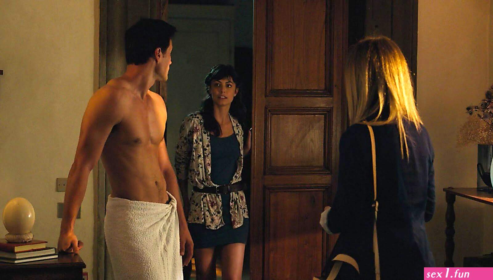 Brett Cooper Nude Fakes