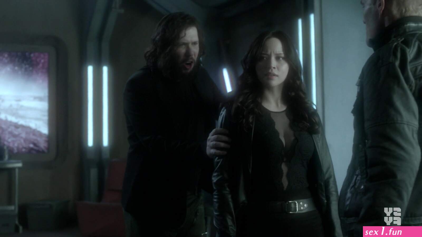 Naked Melissa ONeil in Dark Matter ANCENSORED