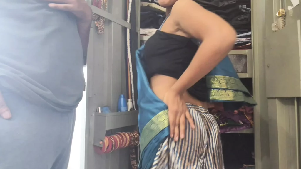 mumbai-ashu-threesome.webp