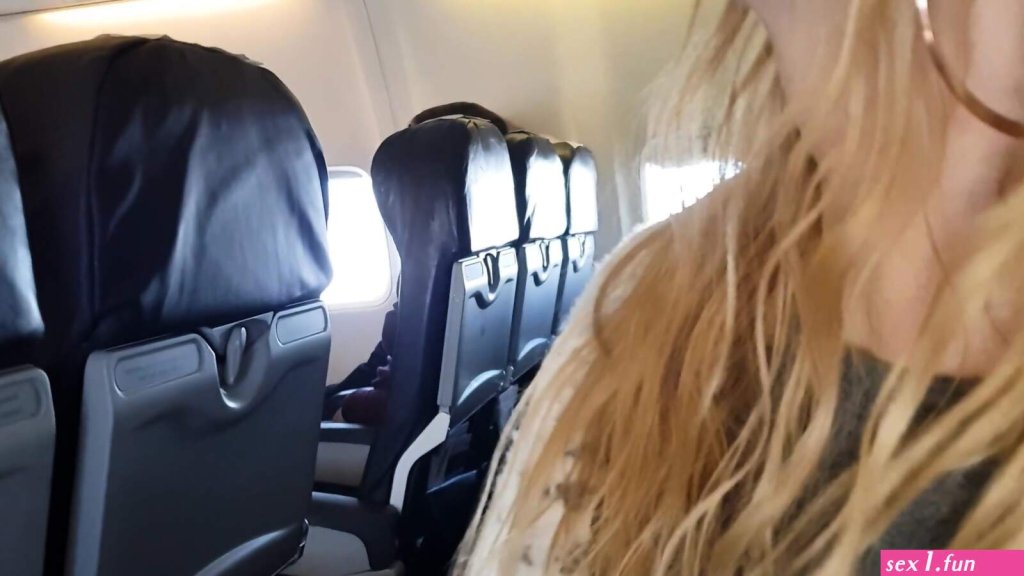 blowjob-airplane.jpg