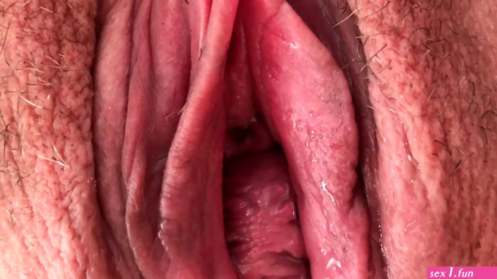 pussy-pee-close-up.jpg