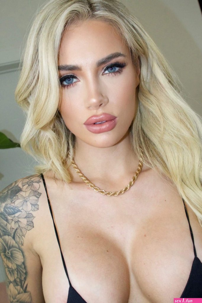summer-sodersrom-onlyfans.jpg